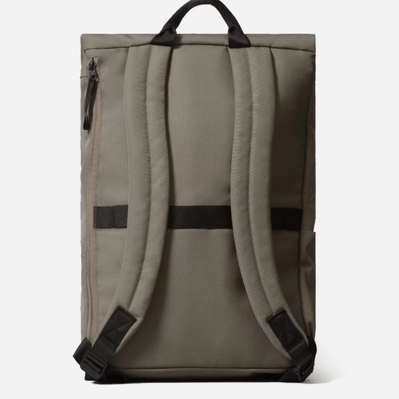Everlane Stylish Backpack in Warm Charcoal - Picture 7 of 11
